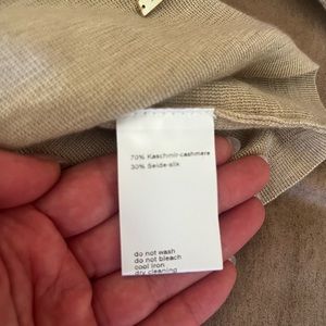 Akris US size 14 sweater/shirt